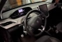Autos - Peugeot Felline 208 2018 Nafta 58000Km - En Venta