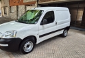 Utilitarios - Peugeot Partner hdi 1ra mano perm 2021 Diesel 120000Km - En Venta