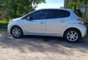 Autos - Peugeot 208 2014 Nafta 124000Km - En Venta