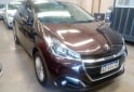 Autos - Peugeot 208 2019 Nafta 62000Km - En Venta