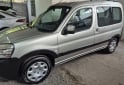 Utilitarios - Peugeot partner patagonica 2013 Nafta 180000Km - En Venta