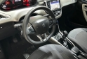 Autos - Peugeot 2008 ALLURE 2017 Nafta 89000Km - En Venta