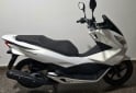 Motos - Honda PCX 150 2018 Nafta 5648Km - En Venta