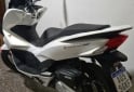 Motos - Honda PCX 150 2018 Nafta 5648Km - En Venta