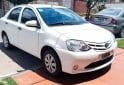 Autos - Toyota ETIOS 2014 Nafta 102000Km - En Venta