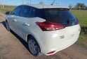 Autos - Toyota Yariz 2019 GNC 120000Km - En Venta