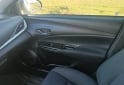 Autos - Toyota Yariz 2019 GNC 120000Km - En Venta