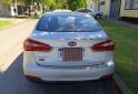 Autos - Kia CERATO 1.6 2016 Nafta 129000Km - En Venta