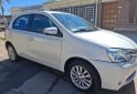 Autos - Toyota Etios 2015 Nafta 140000Km - En Venta