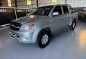 Camionetas - Toyota Hilux SRV 2006 Diesel 380000Km - En Venta