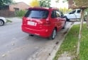 Autos - Volkswagen Suran highline 2015 Nafta 146000Km - En Venta