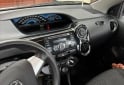Autos - Toyota Etios XS 2014 Nafta 60000Km - En Venta