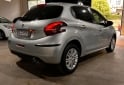 Autos - Peugeot 208 2017 Nafta 75000Km - En Venta