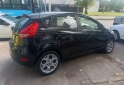 Autos - Ford Fiesta kinetick 2011 Nafta 130000Km - En Venta