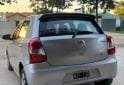 Autos - Toyota Etios x 5p 2013 Nafta 170000Km - En Venta
