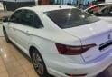 Autos - Volkswagen VENTO HIGHLINE AT 2021 Nafta 62000Km - En Venta
