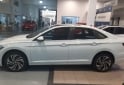 Autos - Volkswagen VENTO HIGHLINE AT 2021 Nafta 62000Km - En Venta