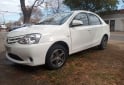 Autos - Toyota Etios 2014 Nafta 135000Km - En Venta