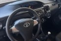 Autos - Toyota Etios XS 2014 Nafta 78000Km - En Venta