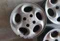 Accesorios para Autos - LIQUIDO 5 Llantas 14 Peugeot 206 207 Partner Berlingo Etc. $199.000 las 5. No bajo precio - En Venta