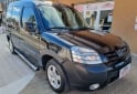Utilitarios - Peugeot Partner Patagonica hdi 2017 Diesel 115000Km - En Venta
