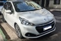 Autos - Peugeot 208 ALLURE 2017 Nafta 92000Km - En Venta