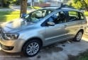 Autos - Volkswagen Suran highline 2014 Nafta 143040Km - En Venta