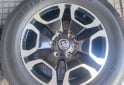 Accesorios para Autos - Llantas 18 Toyota Hilux con Cubiertas Muy buenas. $2.250.000. NO BAJO PRECIO - En Venta