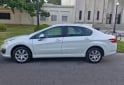 Autos - Peugeot 408 l�nea nueva titular 2015 Diesel 150000Km - En Venta