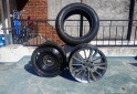 Accesorios para Autos - Vendo cubierta Pirelli conturato p7 205 55 r16 - En Venta