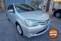 Autos - Toyota ETIOS 2013 Nafta 139000Km - En Venta