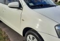 Autos - Toyota Etios 2014 GNC 250000Km - En Venta