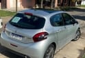 Autos - Peugeot 208 feline 2017 Nafta 85000Km - En Venta