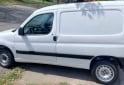 Utilitarios - Peugeot PARTNER 1.4 FURGON 1PCL 2014 Nafta 200000Km - En Venta