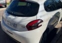Autos - Peugeot 208 2017 Nafta 117000Km - En Venta