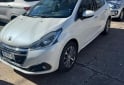 Autos - Peugeot 208 2017 Nafta 117000Km - En Venta