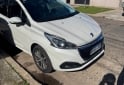 Autos - Peugeot 208 2017 Nafta 117000Km - En Venta