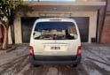 Utilitarios - Peugeot Partner 2014 Diesel 150000Km - En Venta