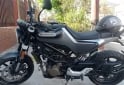 Motos - Husqvarna Svartpilen 2022 Nafta 5500Km - En Venta