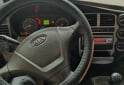 Camiones y Gr�as - Vendo Kia 2500 modelo 2010 ,con aire acondicionado levanta vidrios y cierre centralizado - En Venta