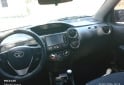 Autos - Toyota Etios 2017 GNC 200000Km - En Venta