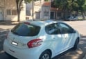Autos - Peugeot 208 2014 Nafta 126500Km - En Venta