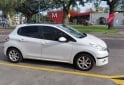 Autos - Peugeot Allure Touchescreen 2016 Nafta 63800Km - En Venta
