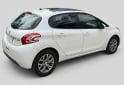 Autos - Peugeot 208 ALLURE TOUCHSCREEN 2015 Nafta 130000Km - En Venta