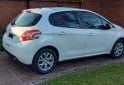 Autos - Peugeot 208 ALLURE TOUCHSCREEN 2015 Nafta 130000Km - En Venta