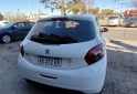 Autos - Peugeot 208 2017 Nafta 96000Km - En Venta