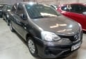Autos - Toyota Etios 2022 Nafta 124000Km - En Venta
