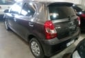 Autos - Toyota Etios 2022 Nafta 124000Km - En Venta