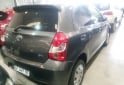 Autos - Toyota Etios 2022 Nafta 124000Km - En Venta