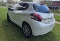 Autos - Peugeot 208 2019 Nafta 126000Km - En Venta